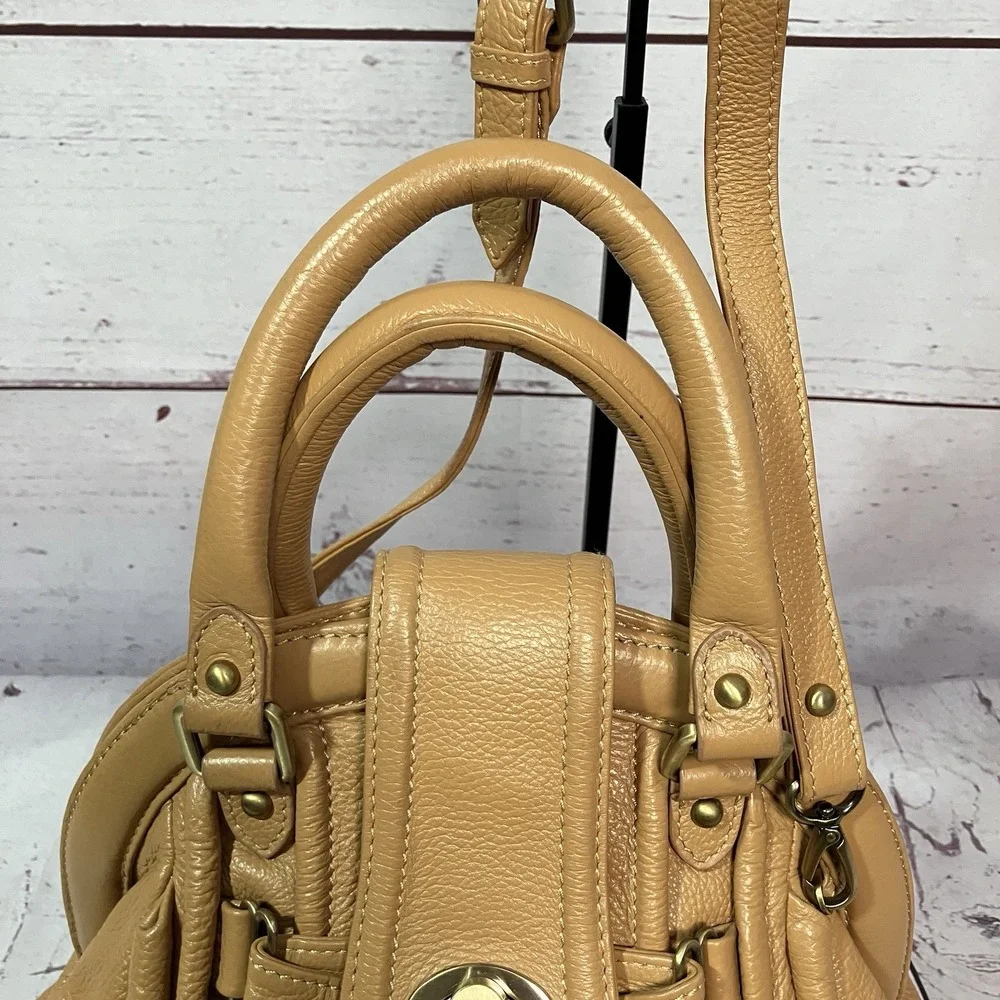 Follis Laced Julia Leather Bag‎ Convertible Backpack Purse InStyle Feature